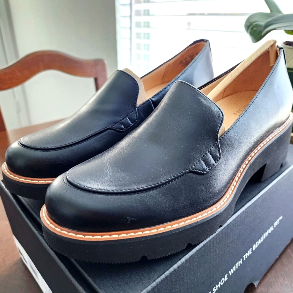 Black Naturalizer Loafers